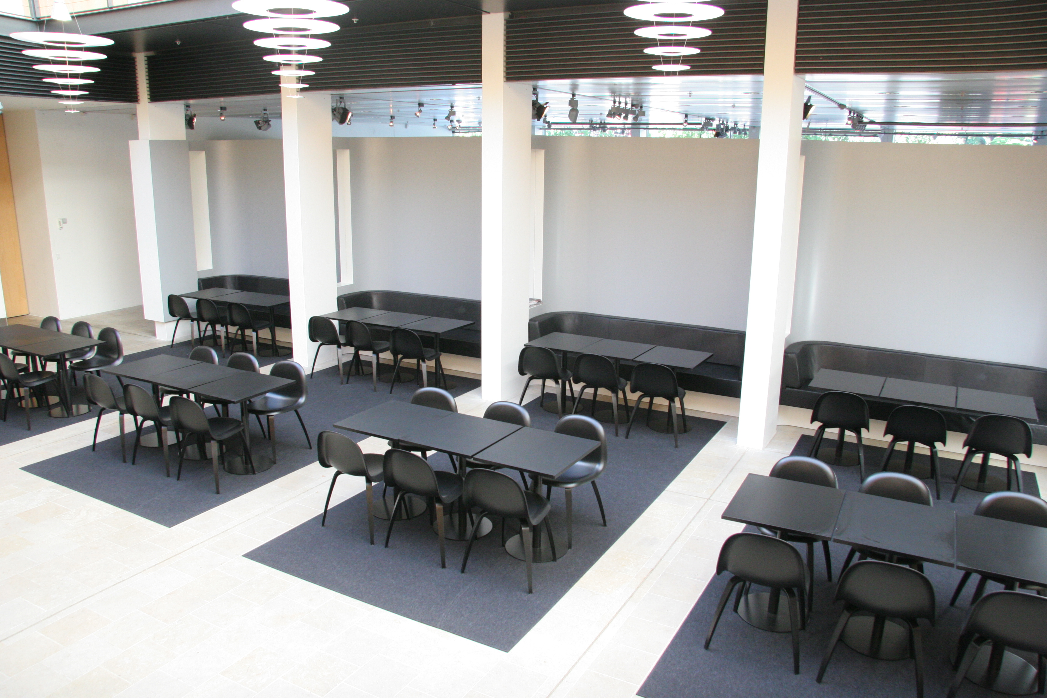 cafe 5, Fraster filt tæppe